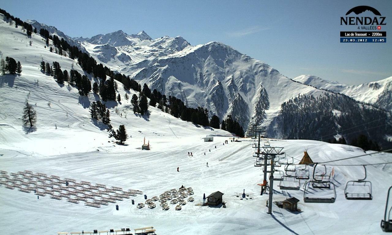 La Foret Apartment With Spectacular Mountain Views نينداز المظهر الخارجي الصورة